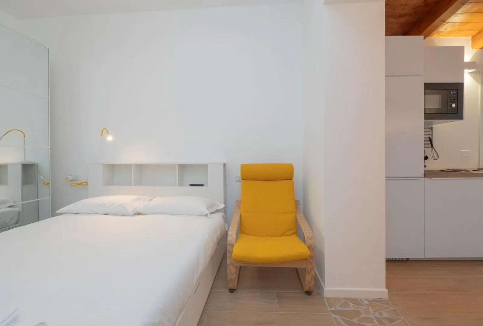 Luxury Apartment - Flumendosa 5 밀라노 0*,  이탈리아